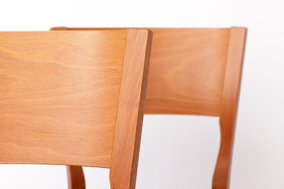 Image 1 of Set di 4 sedie italiane di DAL1923, anni '80, legno di olmo, similpelle nera