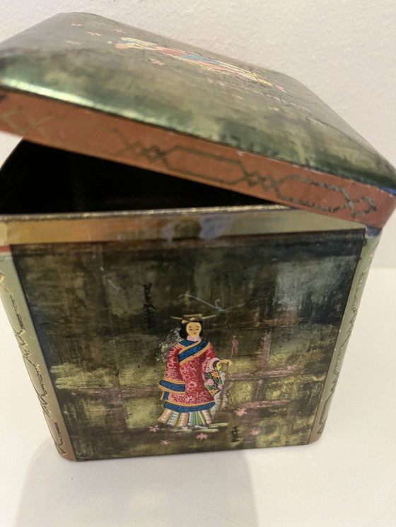 Image 1 of Boîte à thé chinoise laquée or