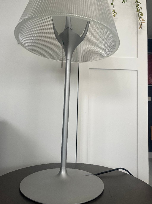 Tafellamp Flos Romeo Moon Table, Philippe Starck – tafellampen, Aluminium, Glass (photo 2 of 5)
