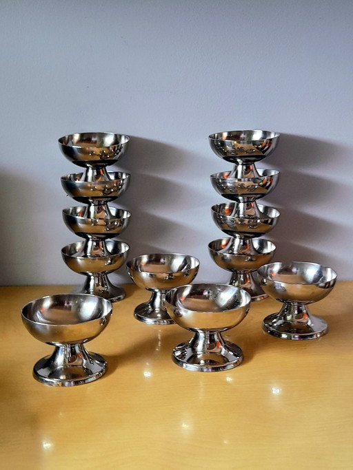 Set aus 12 Eisbechern, Edelstahl, 1970er Jahre