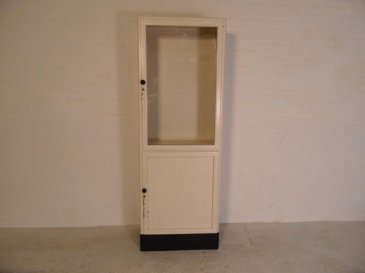 Vintage metal medicine cabinet