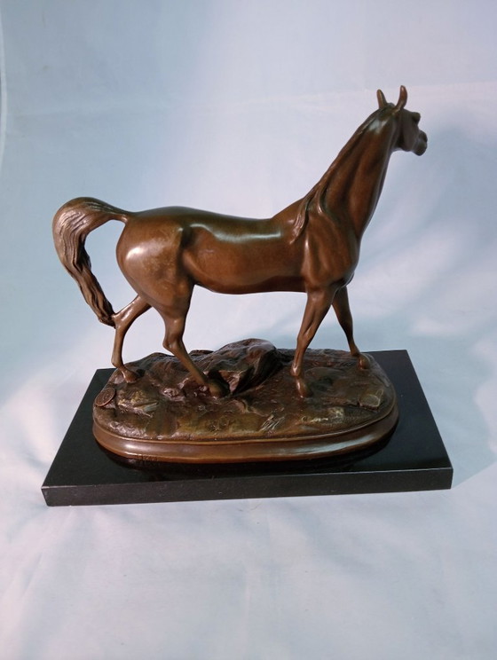 Sculptures de cheval en bronze sur socle noir, Pierre, Marron, Klassiek (photo 5 sur 6)