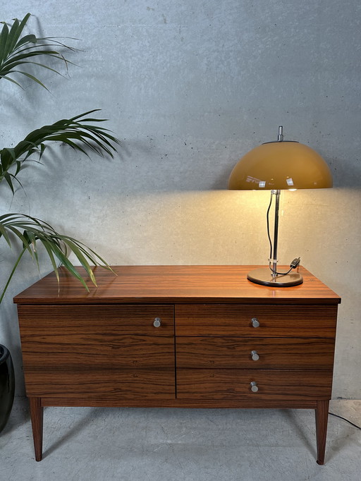 Mid-century modern walnoot dressoir