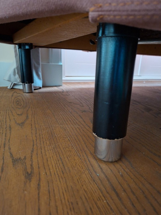 Image 1 of Jan des Bouvrie banc/chaise longue rose