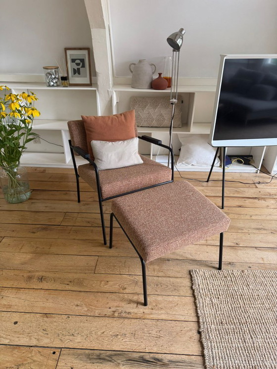 Image 1 of Poltrona lounge Fest Monday con pouf