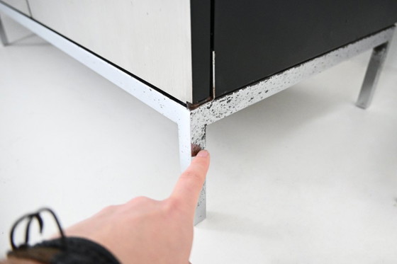 Credenza di Florence Knoll Bassett per Knoll, anni '60 – Credenze, Legno (photo 12 of 14)