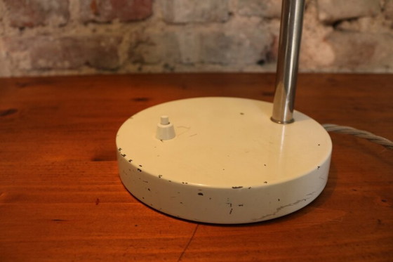 Image 1 of Kaiser Idell 6561 tafellamp in crèmewit * reliëf kathedraal * Bauhaus * jaren 1950 * Mid-Century * Vintage