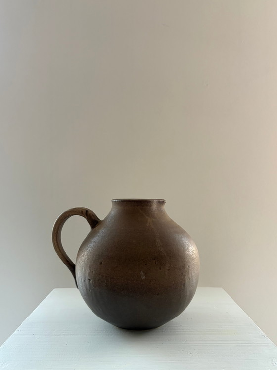 Vintage ceramic carafe-style vase with handle (photo 4 of 5)