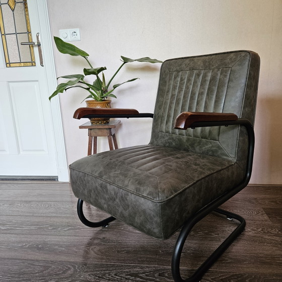 Image 1 of Retro chair