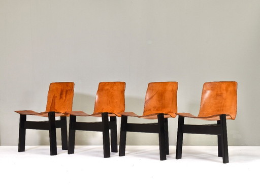 Set di 4 sedie da pranzo Angelo Mangiarotti per Skipper ‘Tre 3’ in cuoio color cognac, Italia – 1978