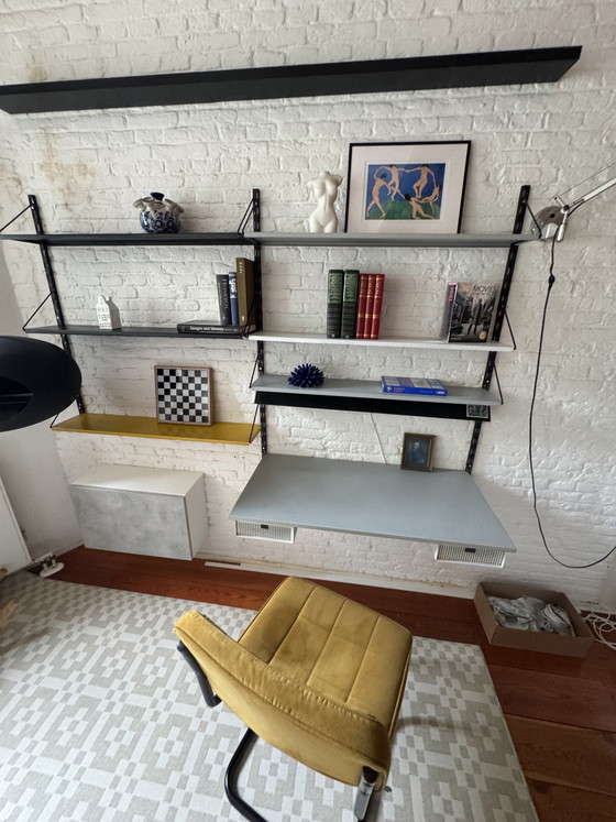 Image 1 of Pilastro wandsysteem uit de jaren 50 van Tjerk Rijenga