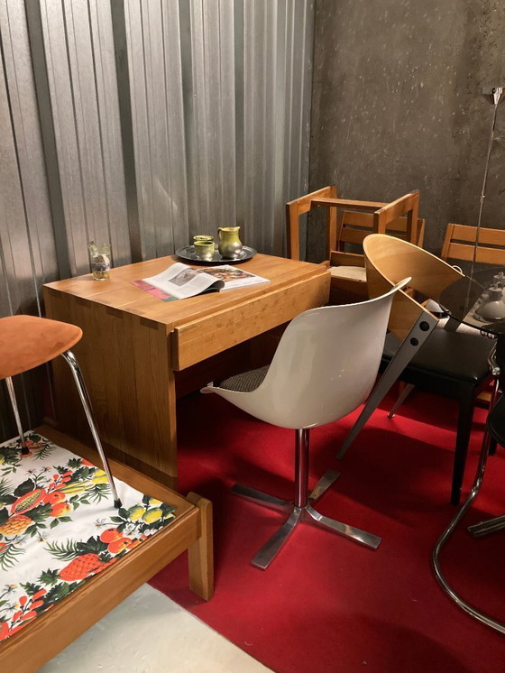 Image 1 of Silla Tulip de Roche Bobois en plástico moldeado y base cruciforme cromada