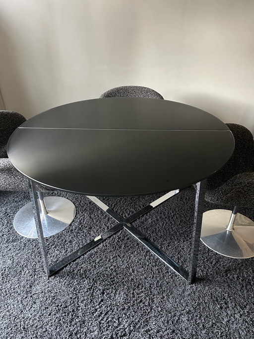 Calligaris dining table round