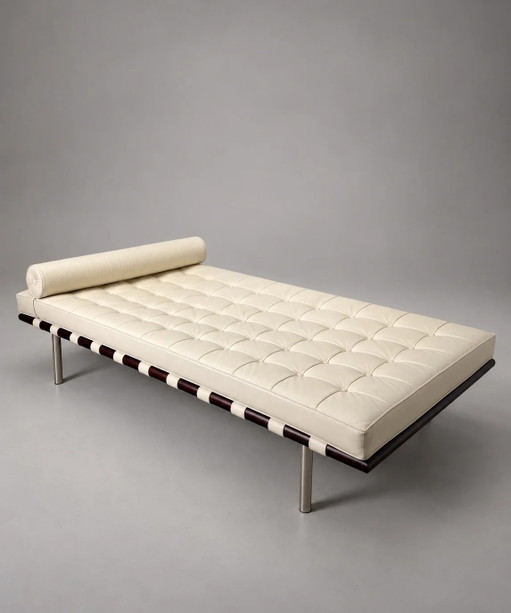 Barcelona Daybed Replica