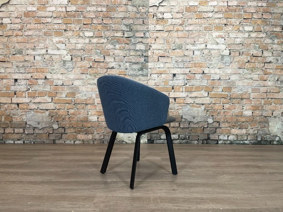 4x Arco Close – Blue-grey Fabric | Gudmundur Ludvik – Dining chairs, Textile, Wood (photo 7 of 16)