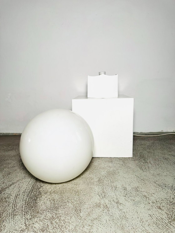 Image 1 of Lampada da tavolo a sfera D-2152 di Raak Amsterdam, Paesi Bassi, anni '80