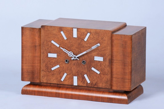 Horloge de Table Art Déco Originale, Noyer, Poli Restauré, Tchèque, Années 1920 – Pendules, Metal, Wood (photo 2 of 20)
