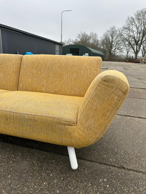 Image 1 of Divano Pode a 3 posti giallo come nuovo con garanzia