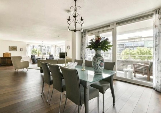 Image 1 of Eethoek 6 persoons