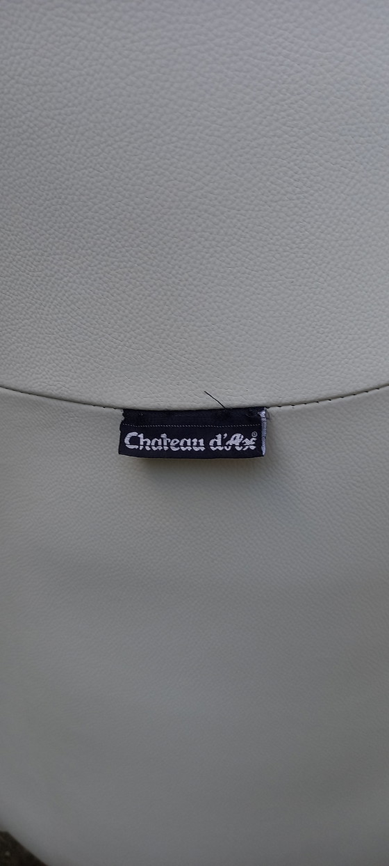 Image 1 of Chateaux d'Ax fauteuil. Wit Leer.