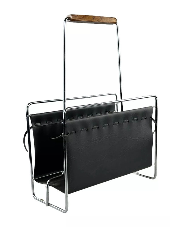 Image 1 of Revistero de metal de teca de los años 60 y 70 con diseño de mediados de siglo.