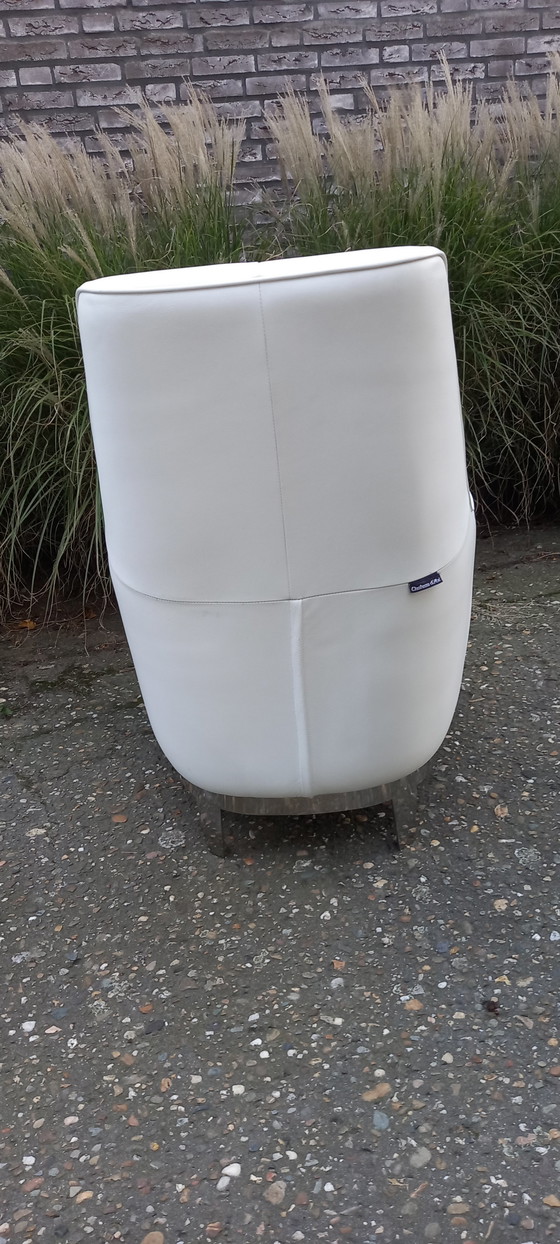 Image 1 of Chateaux d'Ax fauteuil. Wit Leer.