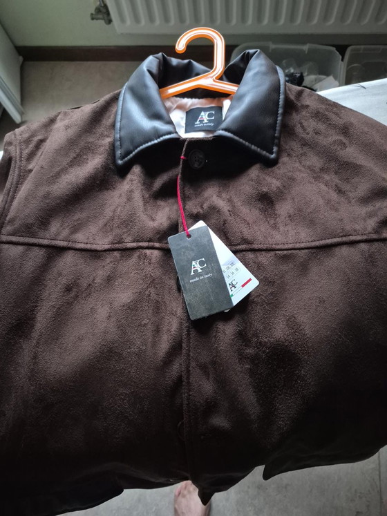 Chaquetas AC – Regalos, Leather, Textile (photo 6 of 10)