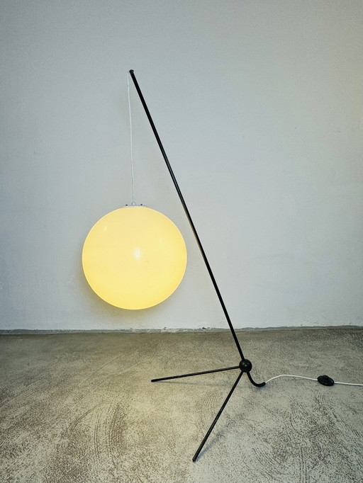 LAMPE DE SOL D'UN CONCEPTEUR INCONNU, VERS LES ANNÉES 1970