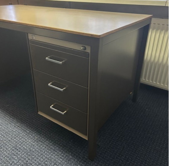 Image 1 of Escritorio de metal Gispen - Retro años 70