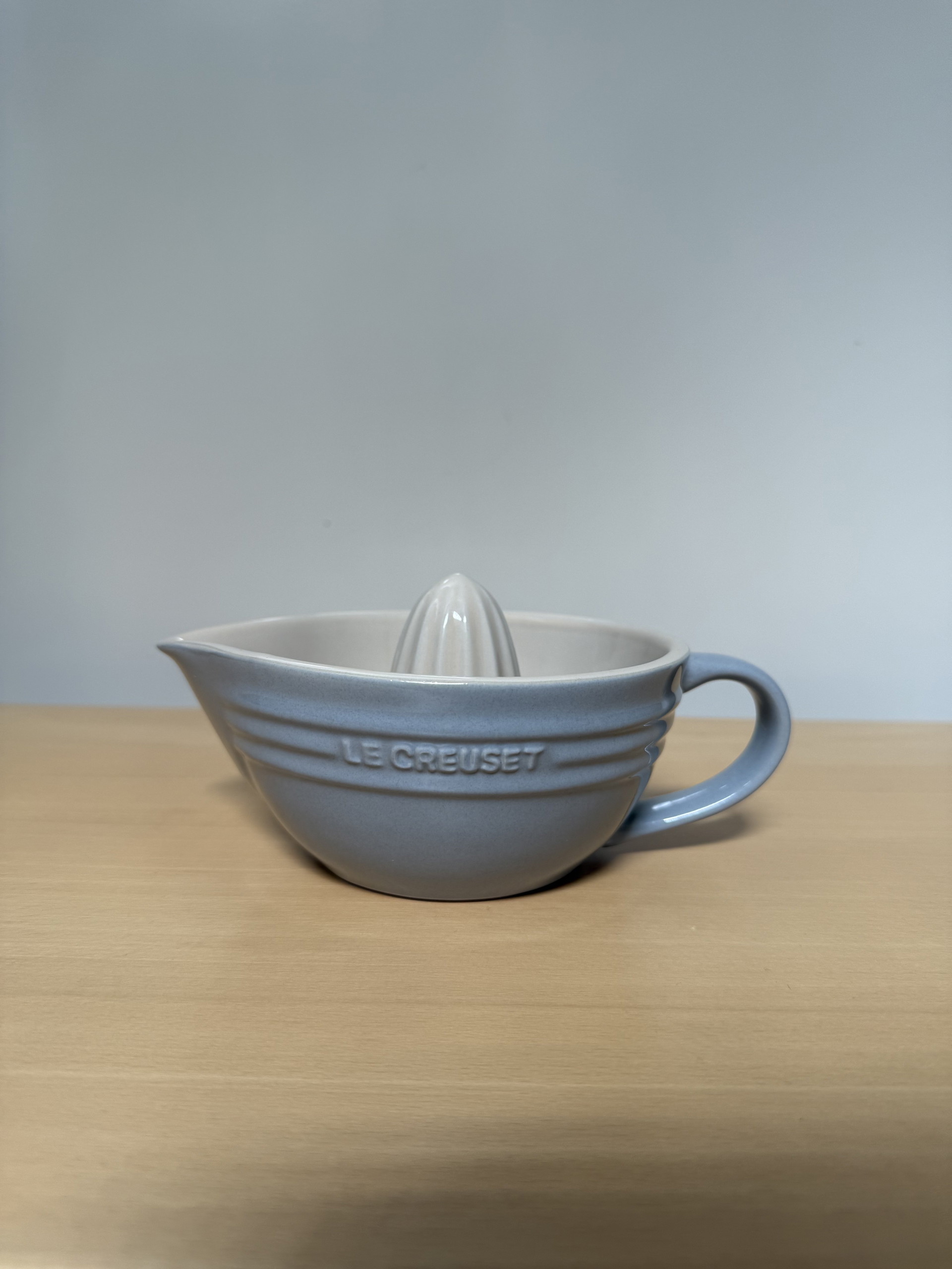 Le Creuset Citrus juicer | €30 | Whoppah