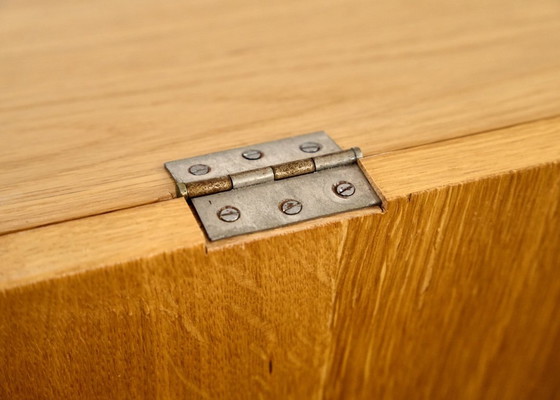 Image 1 of Mobiletto da letto vintage, anni '60, Cecoslovacchia