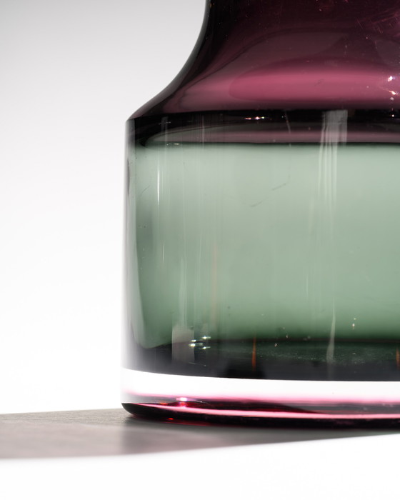 Image 1 of Zeldzame glazen vaas van Tapio Wirkkala Rosenthal met sculpturaal ontwerp, model 2515, gesigneerd.