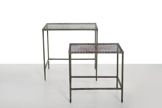 Set di due tavolini verdi Mathieu Matégot, anni '50 – Mategot, Metallo, Ottone, Mid Century Modern (photo 2 of 7)