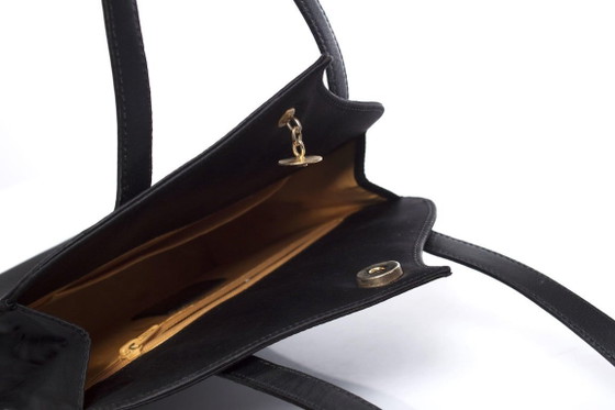 Image 1 of Borsa Christian Lacroix in seta e pelle verniciata.