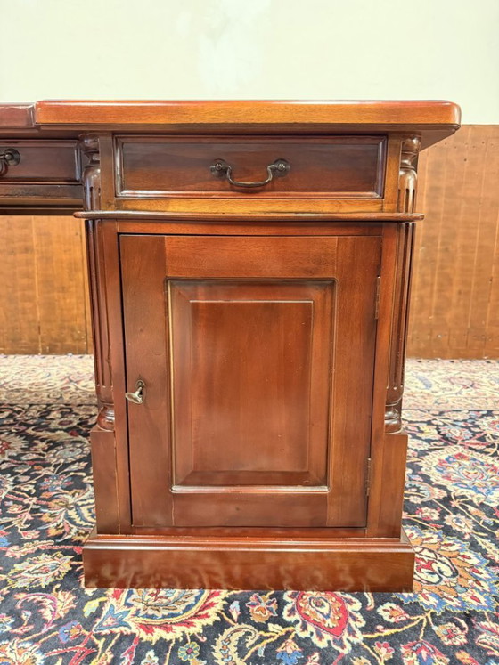 Escritorio clásico inglés Chesterfield Partnerdesk – Leather, Wood (photo 11 of 19)