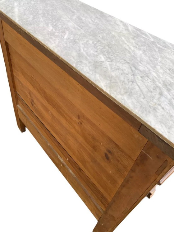 Image 1 of Cassettiera antica in stile Luigi Filippo con piano in marmo bianco