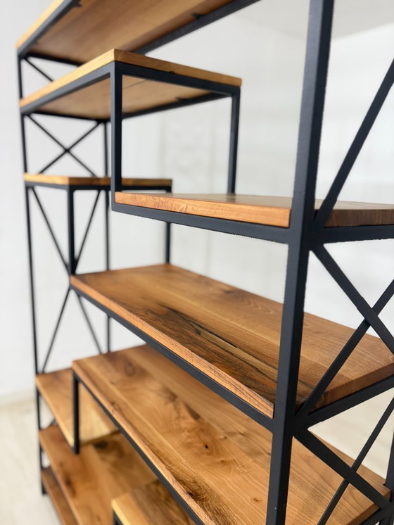 Image 1 of Interiordesign Regal / Massiv Bücherregal / Mid-Century Modern Bücherschrank