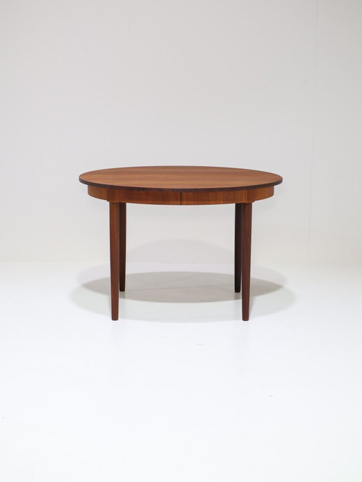 Uitschuifbare eettafel teak Deens vintage rond ovaal
