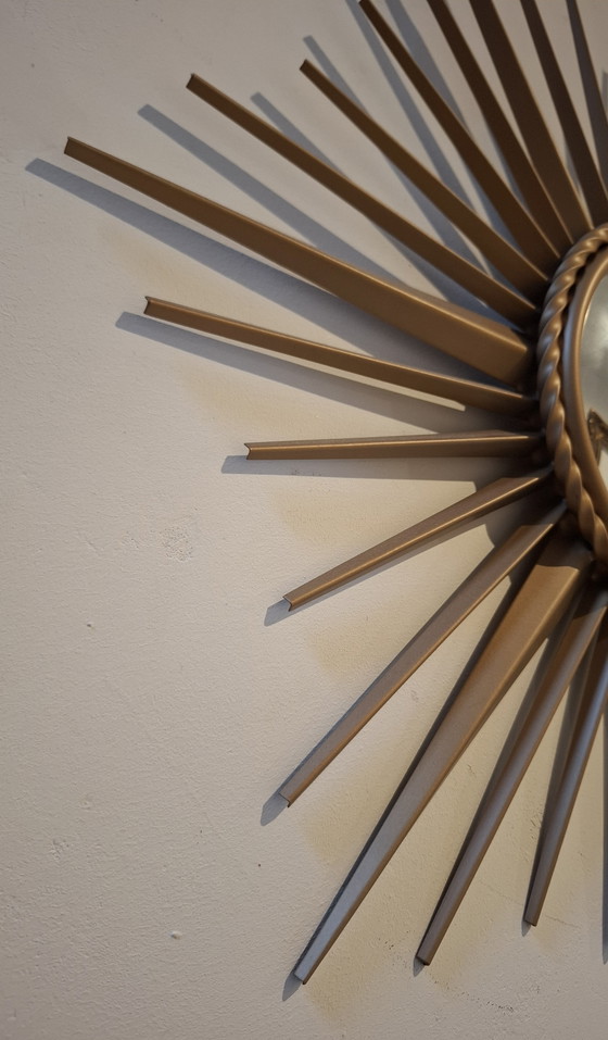 Image 1 of Specchio solare da 50 cm di Chaty Vallauris, firmato nel 1960.