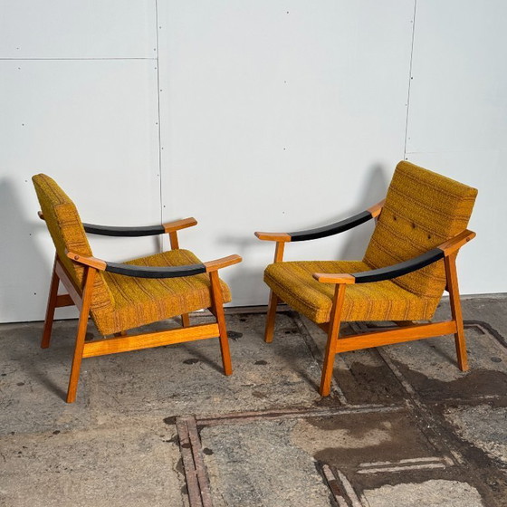 Image 1 of Coppia di poltrone con pouf di László Heczendorfer, anni '60 — Design ungherese