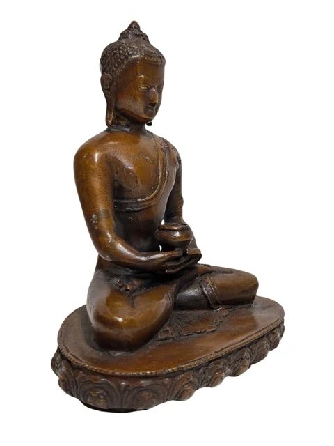 Buda himalayo de bronce en pose de meditación con patra – Siglo XVII – Esculturas, Bronze (photo 2 of 9)