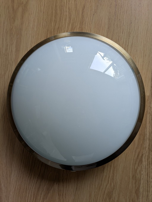 Plafonnier en verre dépoli et couleur or