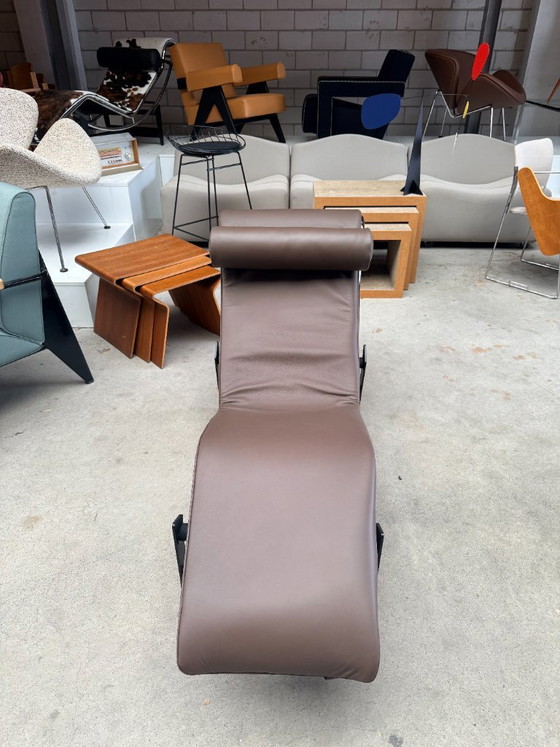 Image 1 of Chaise Longue Cassina LC4 de Le Corbusier