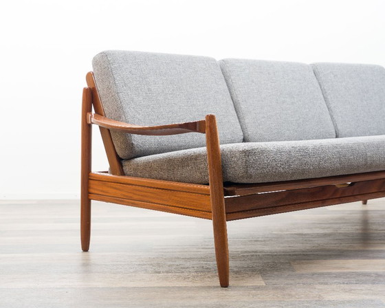 Image 1 of 60s daybed/sofa in teak, newly upholstered.