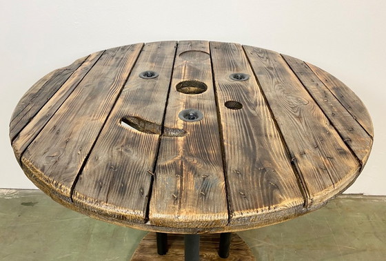 Image 1 of Table basse ronde de style industriel vintage, années 1960