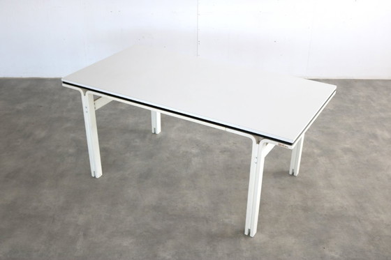 Image 1 of Vintage Pastoe dining table