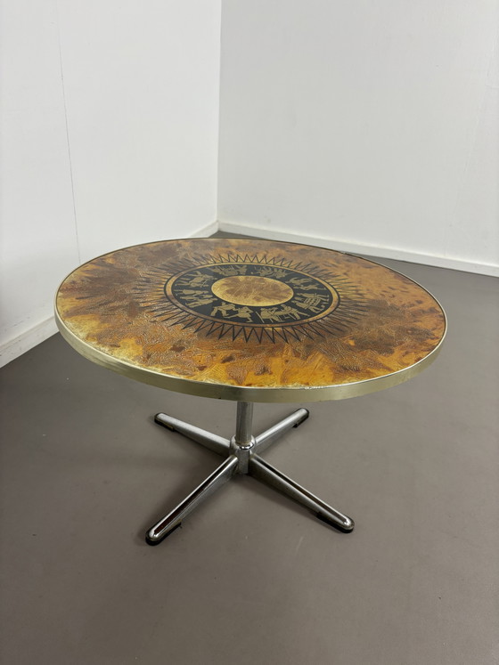 Vintage Folk Art Coffee Table Chrome 4 Star Base – Metal, Wood (photo 9 of 15)