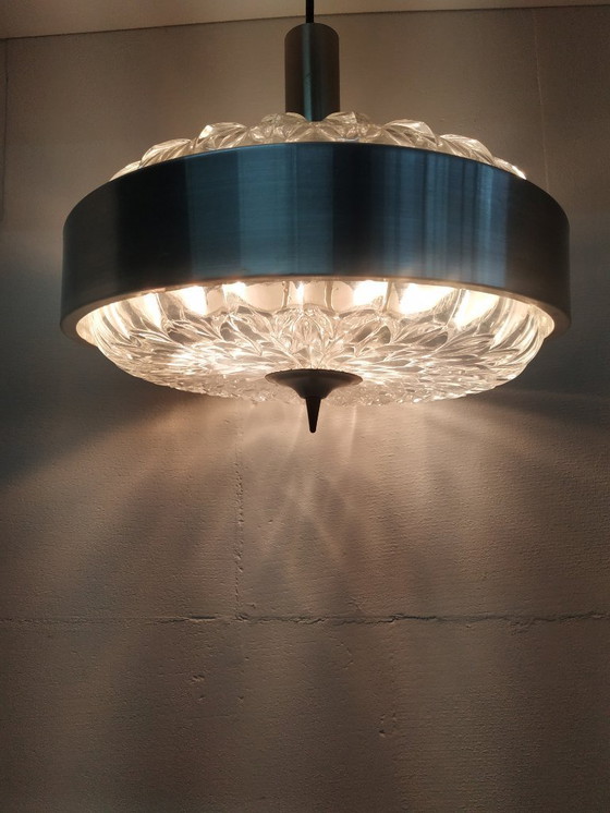 Image 1 of Lampada ad anello vintage anni '60 in stile scandinavo (UFO) con paralumi in cristallo