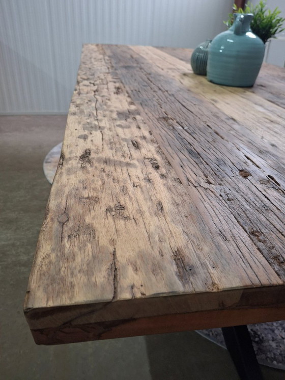 Image 1 of Robusto tavolo da pranzo in legno di fienile, 220x100cm con gambe in metallo