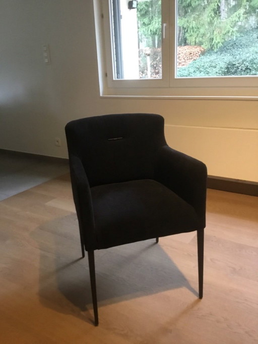 Zwarte stoelen
